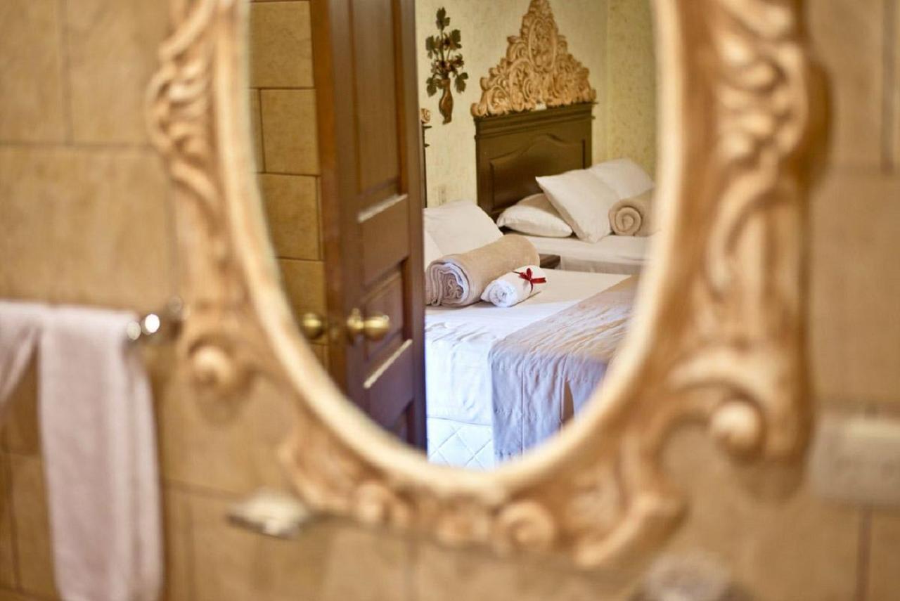 Hotel Genessis Antigua Extérieur photo