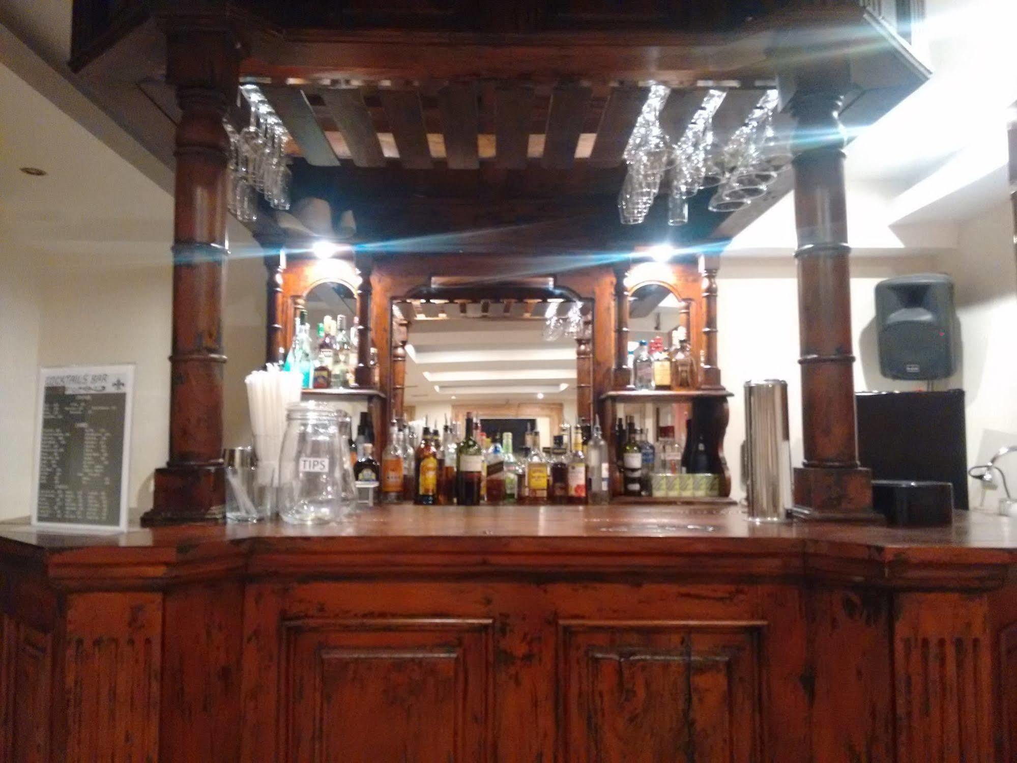 Hotel Genessis Antigua Extérieur photo