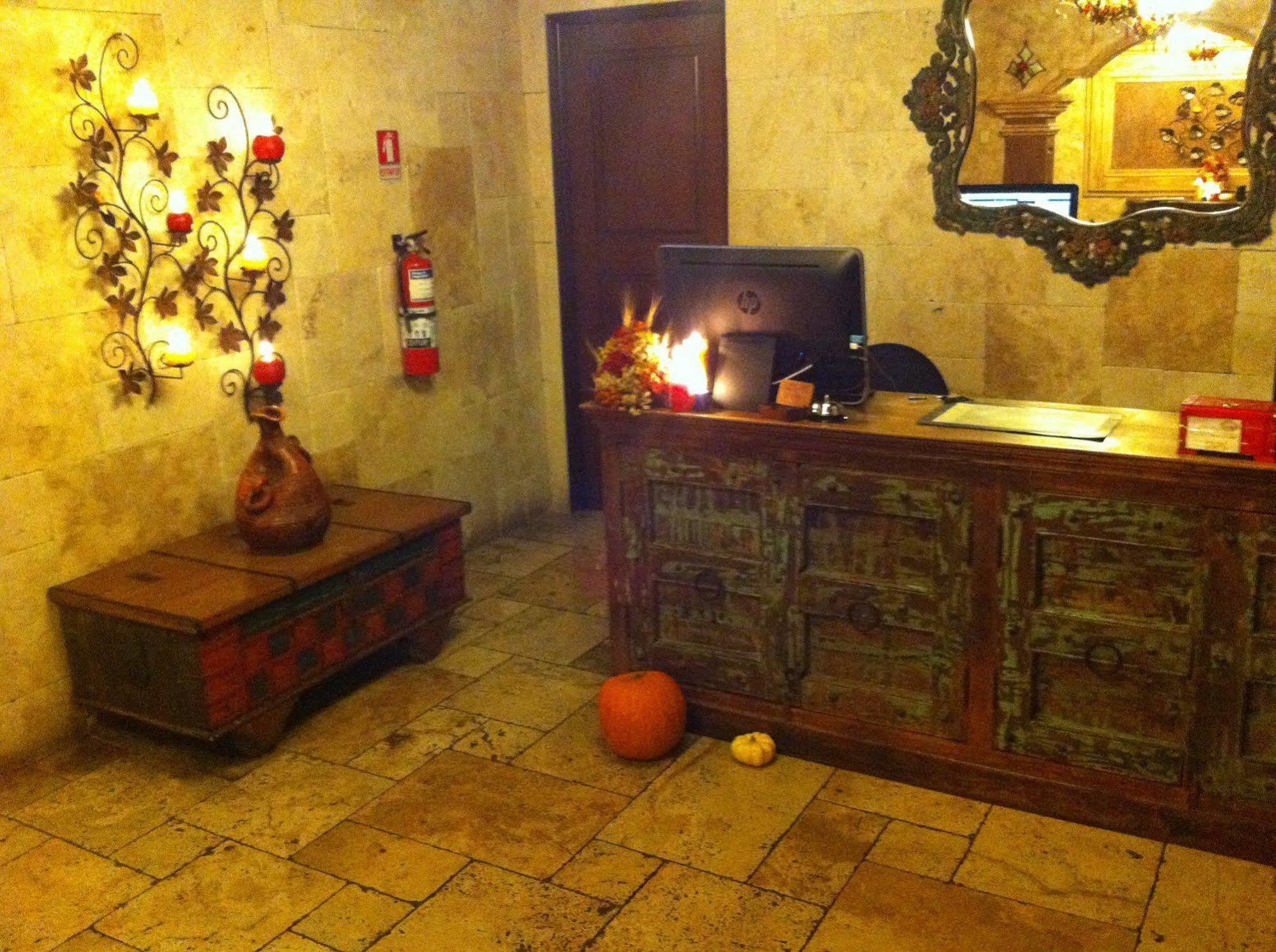 Hotel Genessis Antigua Extérieur photo